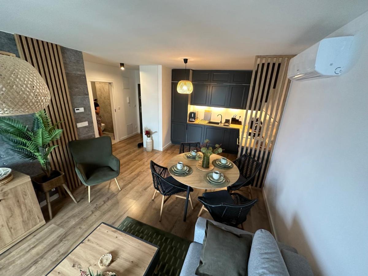 מיליץ Apartament 28 W Dolinie Baryczy - 5D Apartamenty מראה חיצוני תמונה
